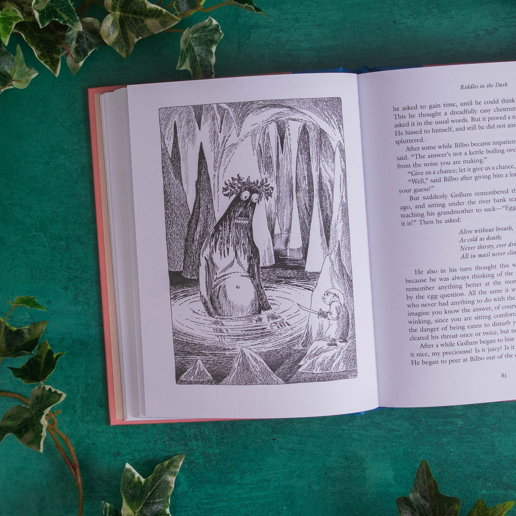 The Hobbit (Illustrated by Tove Jansson) - J.R.R. Tolkien